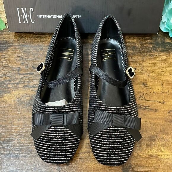 INC International Concepts Little Girls London Bow Flat 2M - Picture 1 of 6